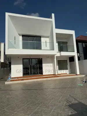 4bdrm House in Lake Side Estate for sale