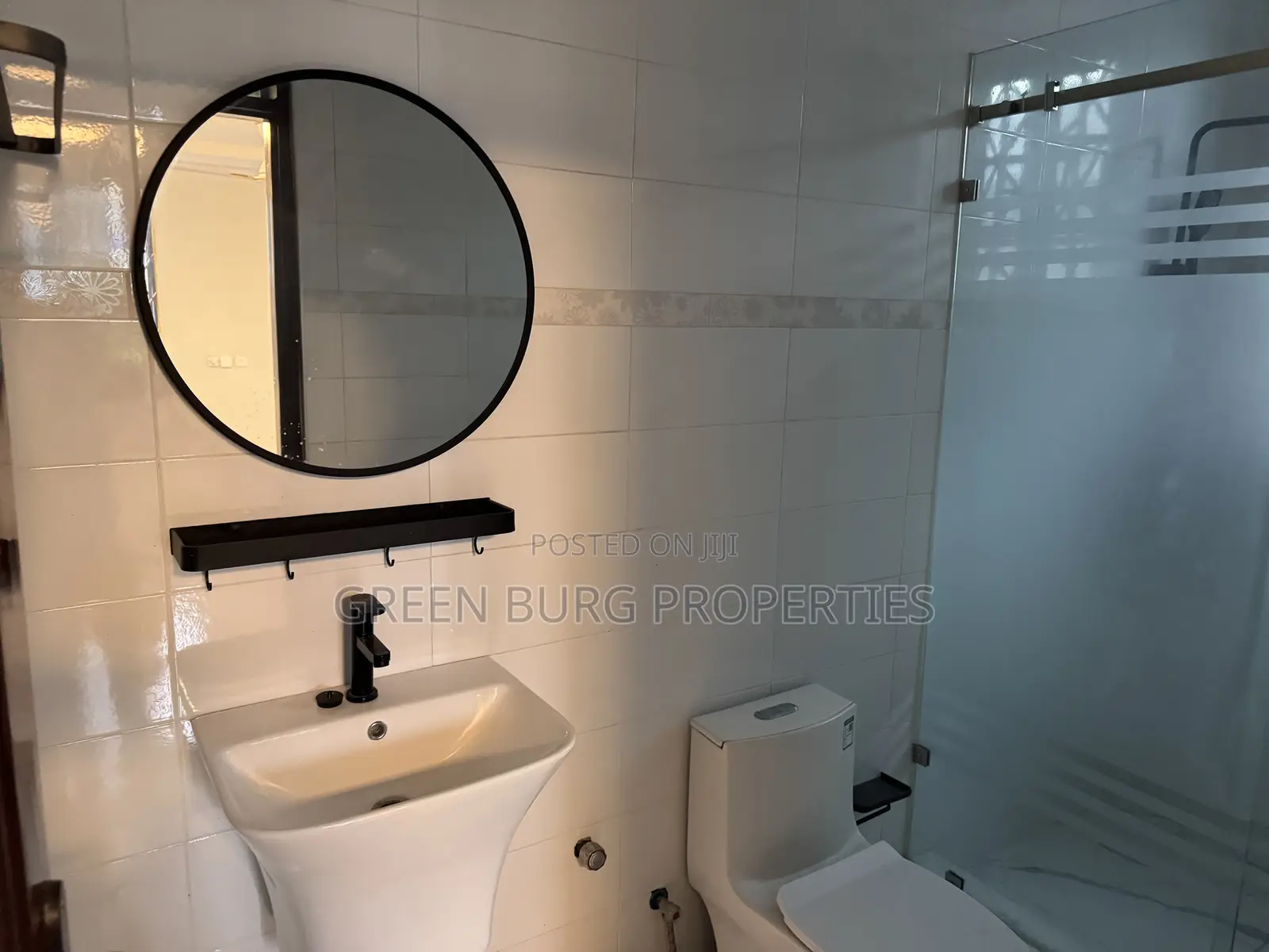 3bdrm Apartment in Adjiriganor for rent