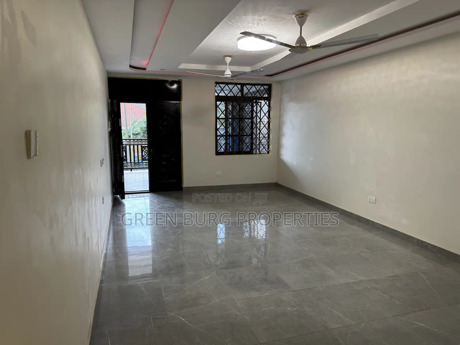 3bdrm Apartment in Adjiriganor for rent