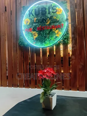 Green Lounge Signage