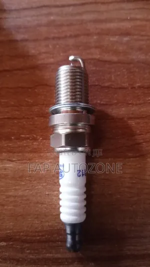 10405. Original SKP Spark Plugs From the Usa. Sp1012