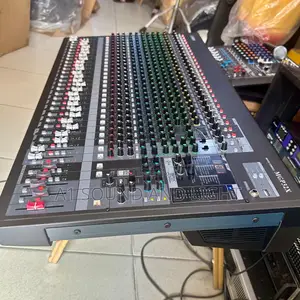 Yamaha Mgp32x Mixing Console