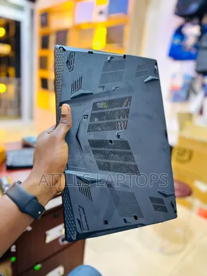 Laptop MSI GE62 7RE 16GB Intel Core I7 SSD 1.5T