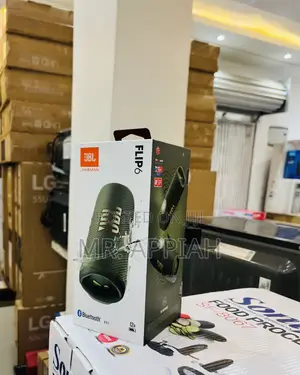 Fresh in Box JBL Flip 6 Wireless Speaker(Green).