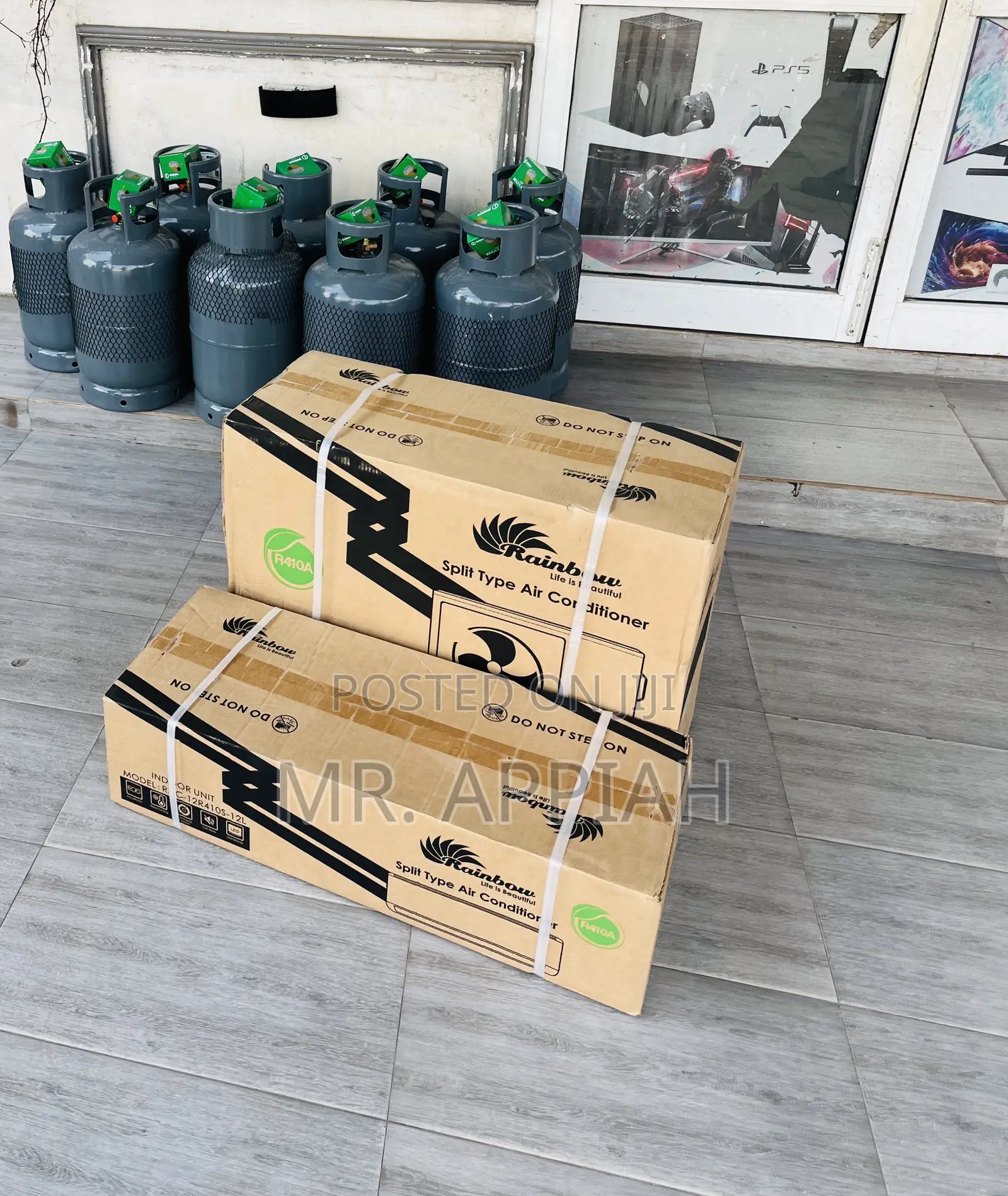 High Range Voltage Rainbow 1.5hp Split Air Conditioner.