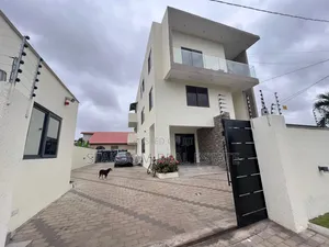 2bdrm Apartment in Adjiriganor for rent