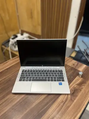 Laptop HP EliteBook 830 G8 16GB Intel Core I5 SSD 512GB