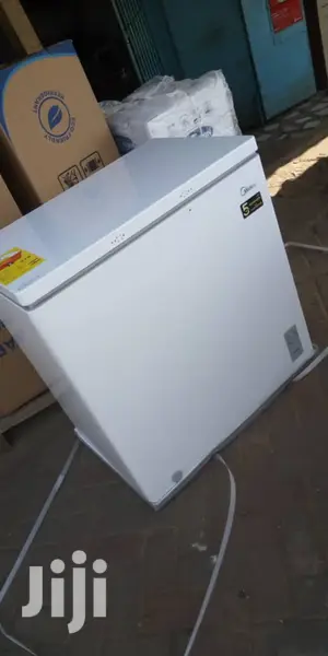 Midea 200litres Chest Freezer