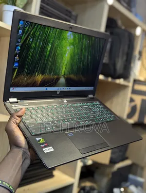 Laptop 16GB Intel Core I7 SSD 512GB