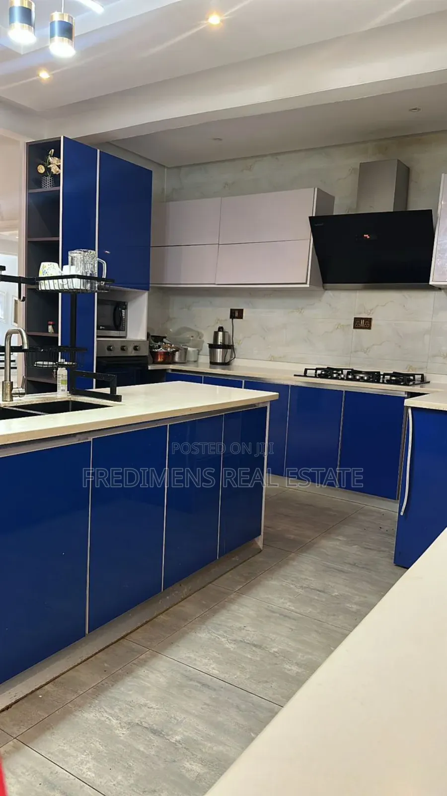 Furnished 6bdrm House in Fredimens Real, Atwima Kwanwoma for sale