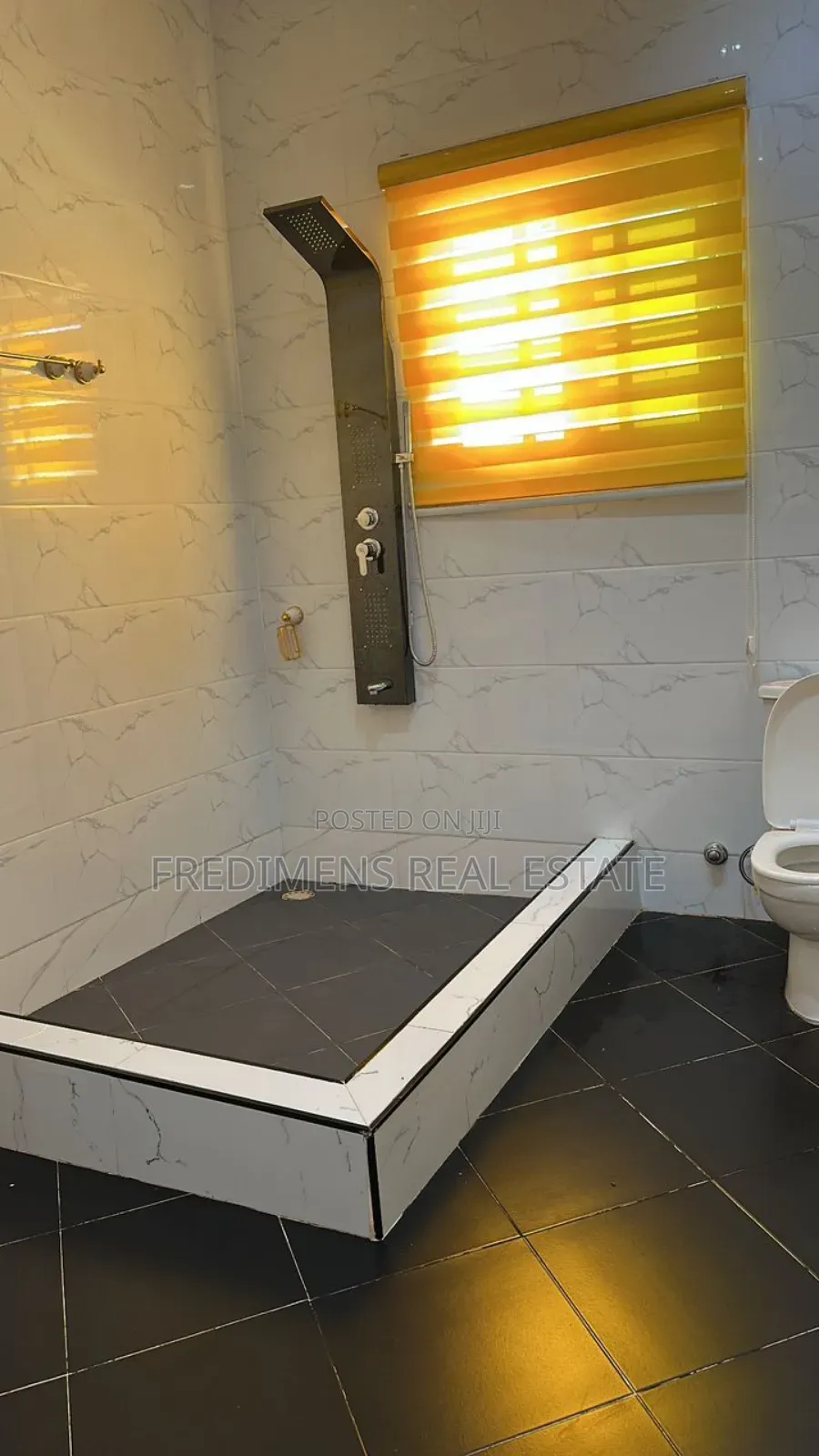 Furnished 6bdrm House in Fredimens Real, Atwima Kwanwoma for sale