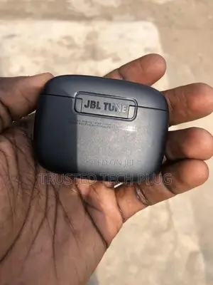 Preowned JBL Tune Beam Bluetooth Earbuds in Stock