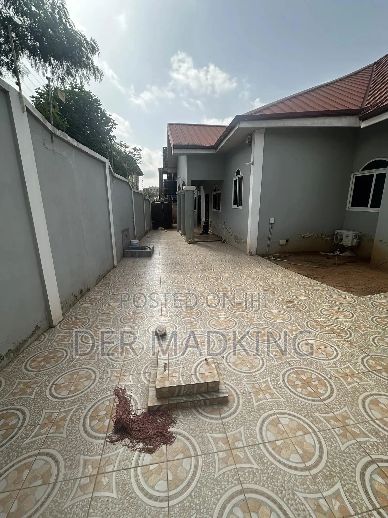 4bdrm House in Franco Estate, Pokuase for sale