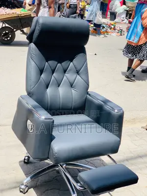 Office Chair— With Recliner