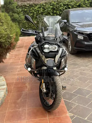 BMW R1250GS 2022 Brown