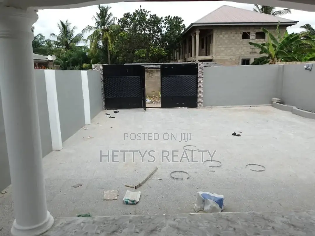 3bdrm House in Kasoa for sale