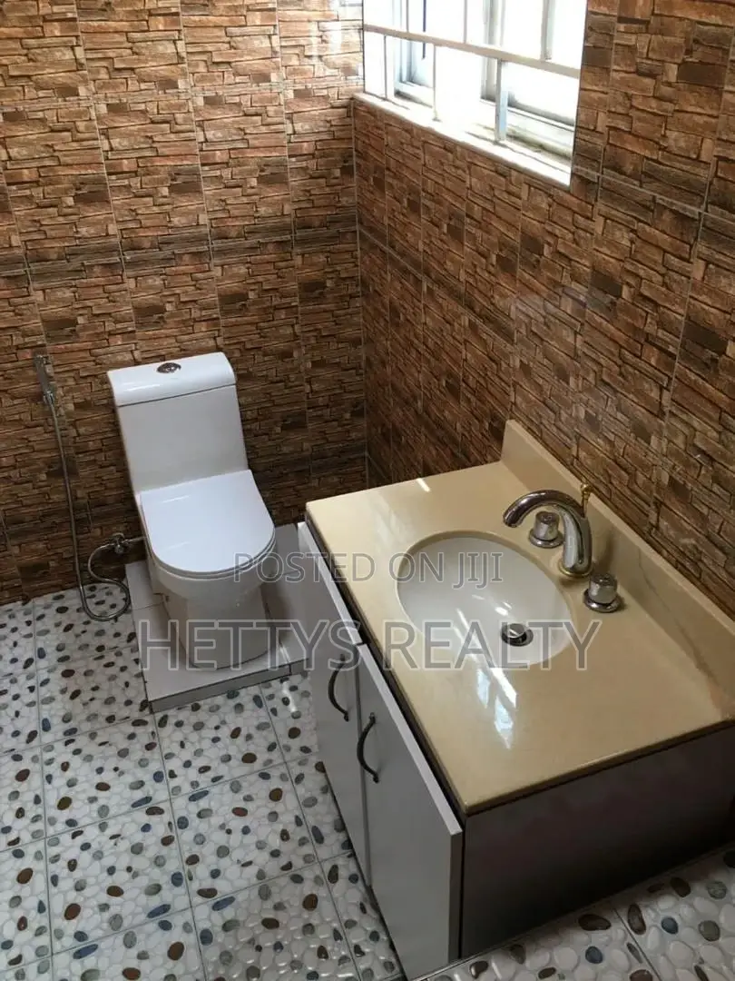 3bdrm House in Kasoa for sale