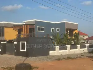 Furnished 5bdrm House in Mountain View, Old Ashomang for sale