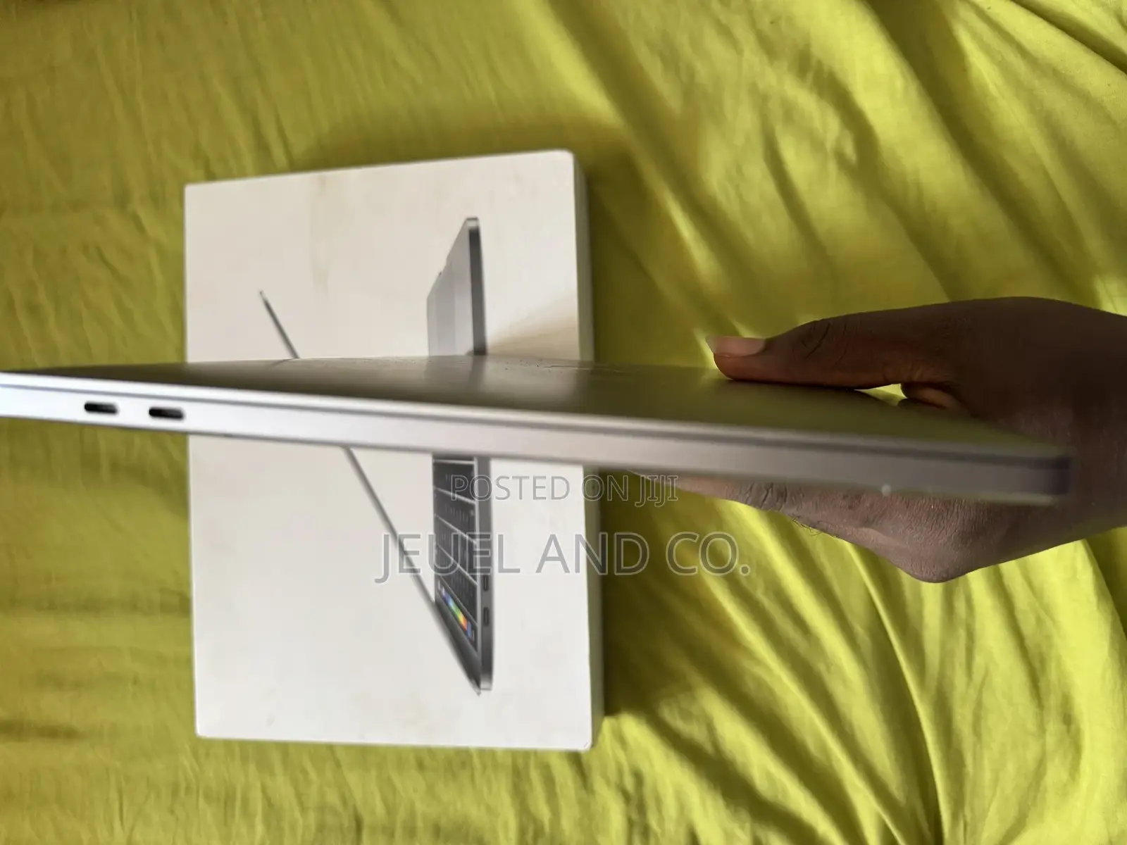 Laptop Apple MacBook Pro 2017 16GB Intel Core i5 SSD 1T