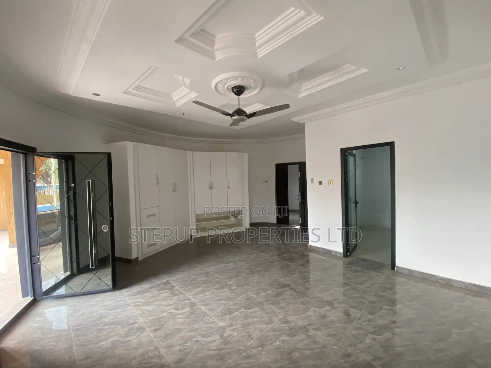 7bdrm House in Adjiringanor, Otano for rent