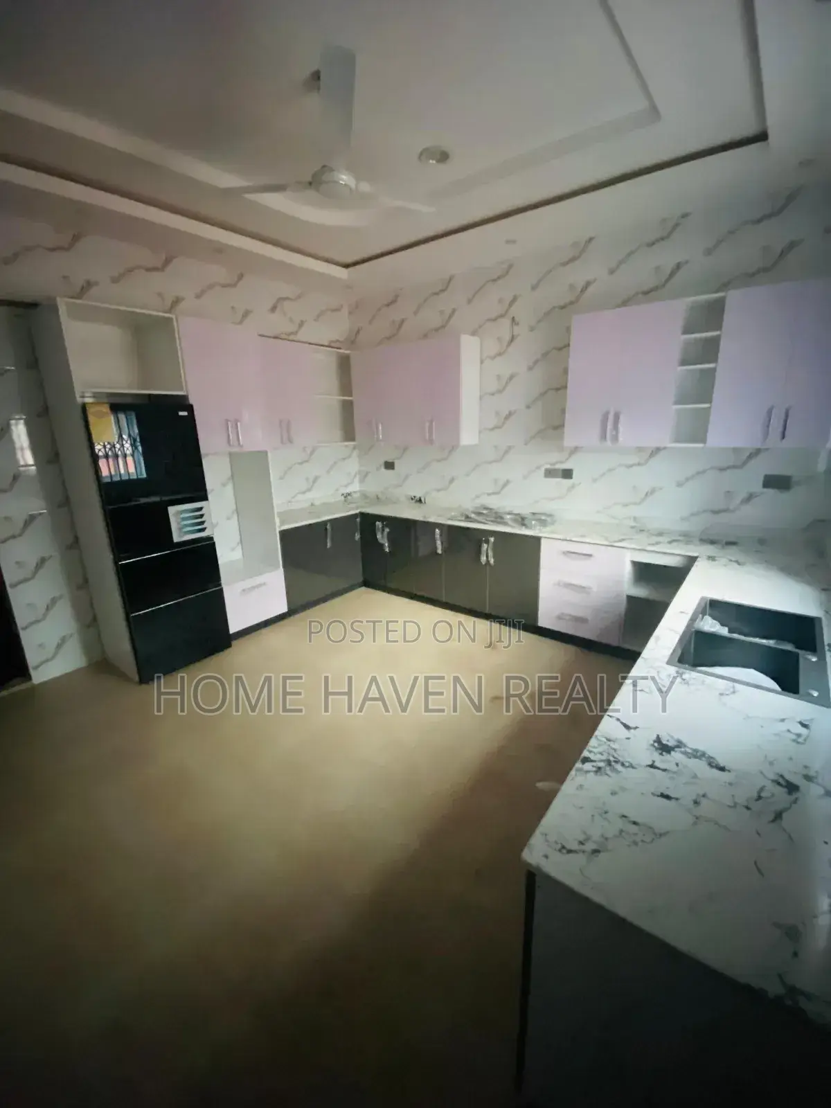 3bdrm House in Alhaji Israel for sale