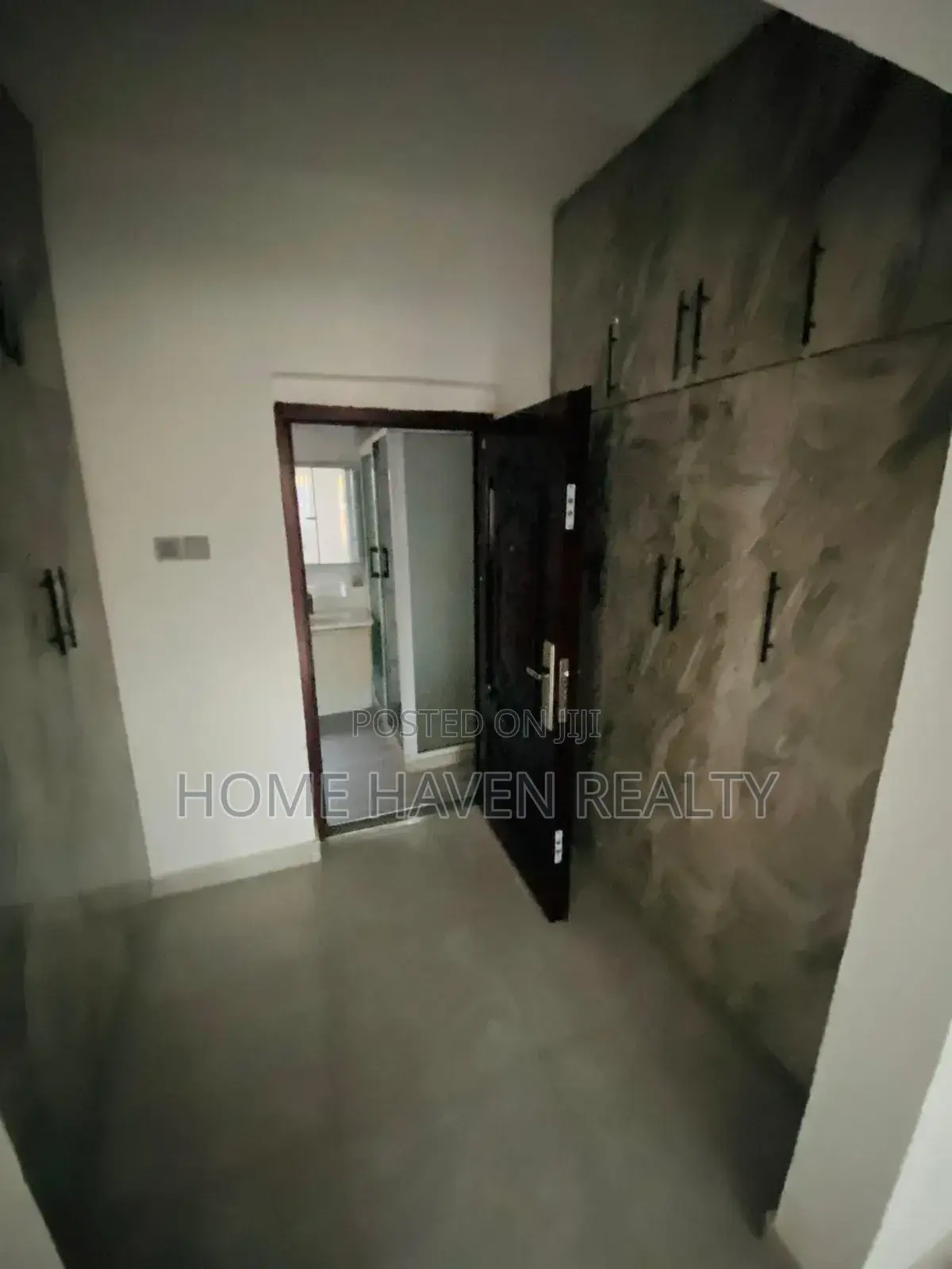 3bdrm House in Alhaji Israel for sale