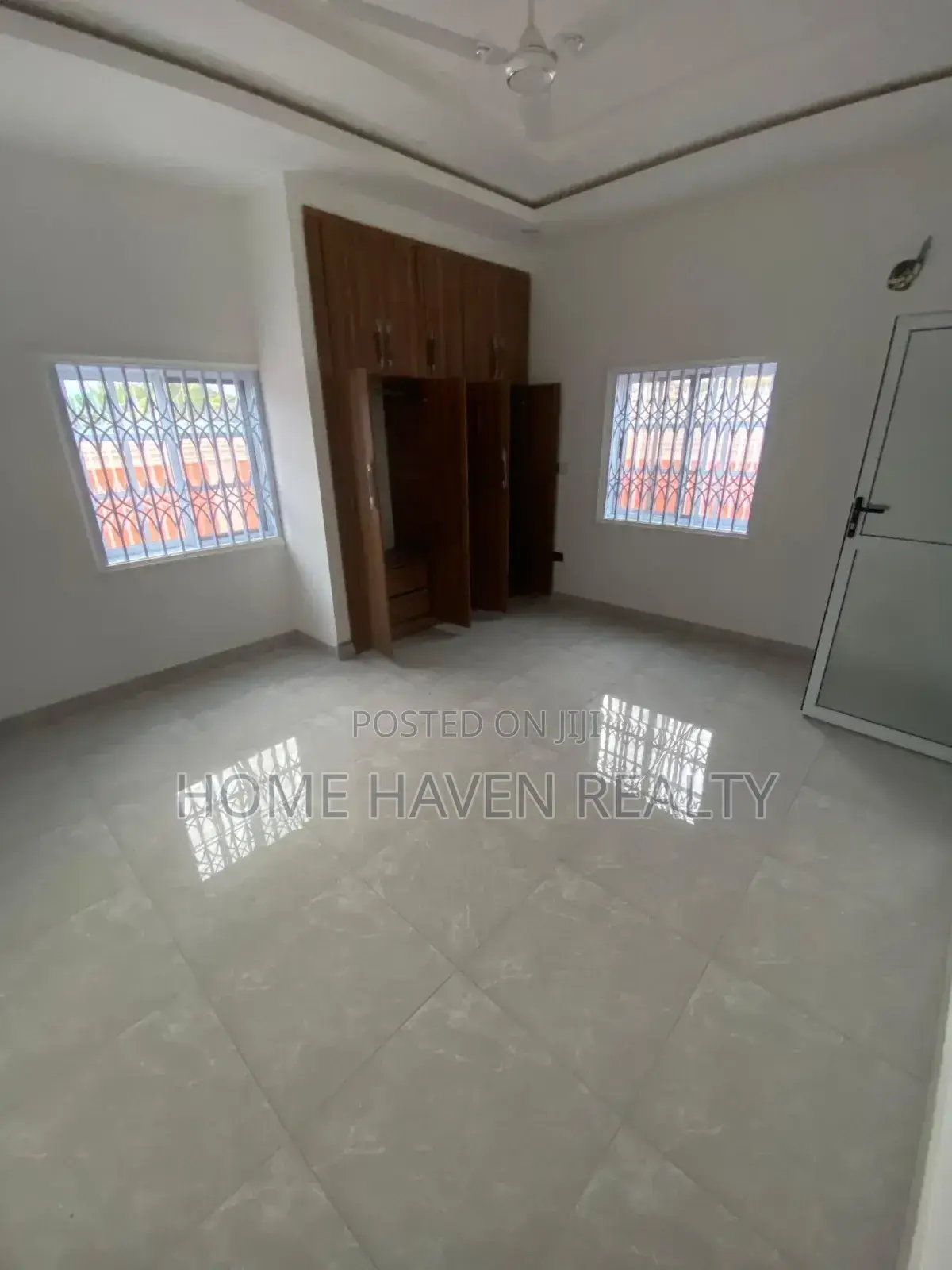 3bdrm House in Alhaji Israel for sale
