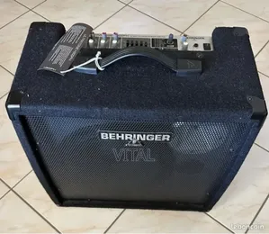 Keyboard Combo Behringer Ultratone K900fx