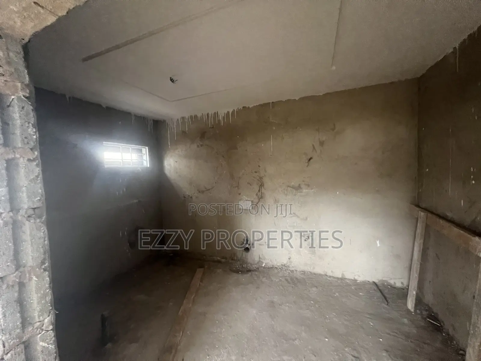 3bdrm Apartment in East Legon Hills for sale