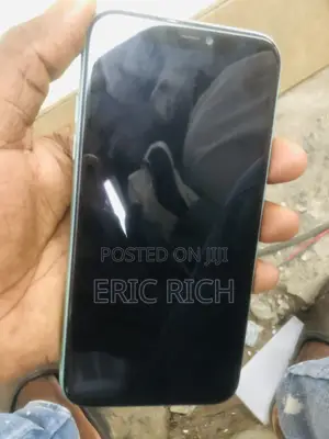 Apple iPhone XR 64 GB Black