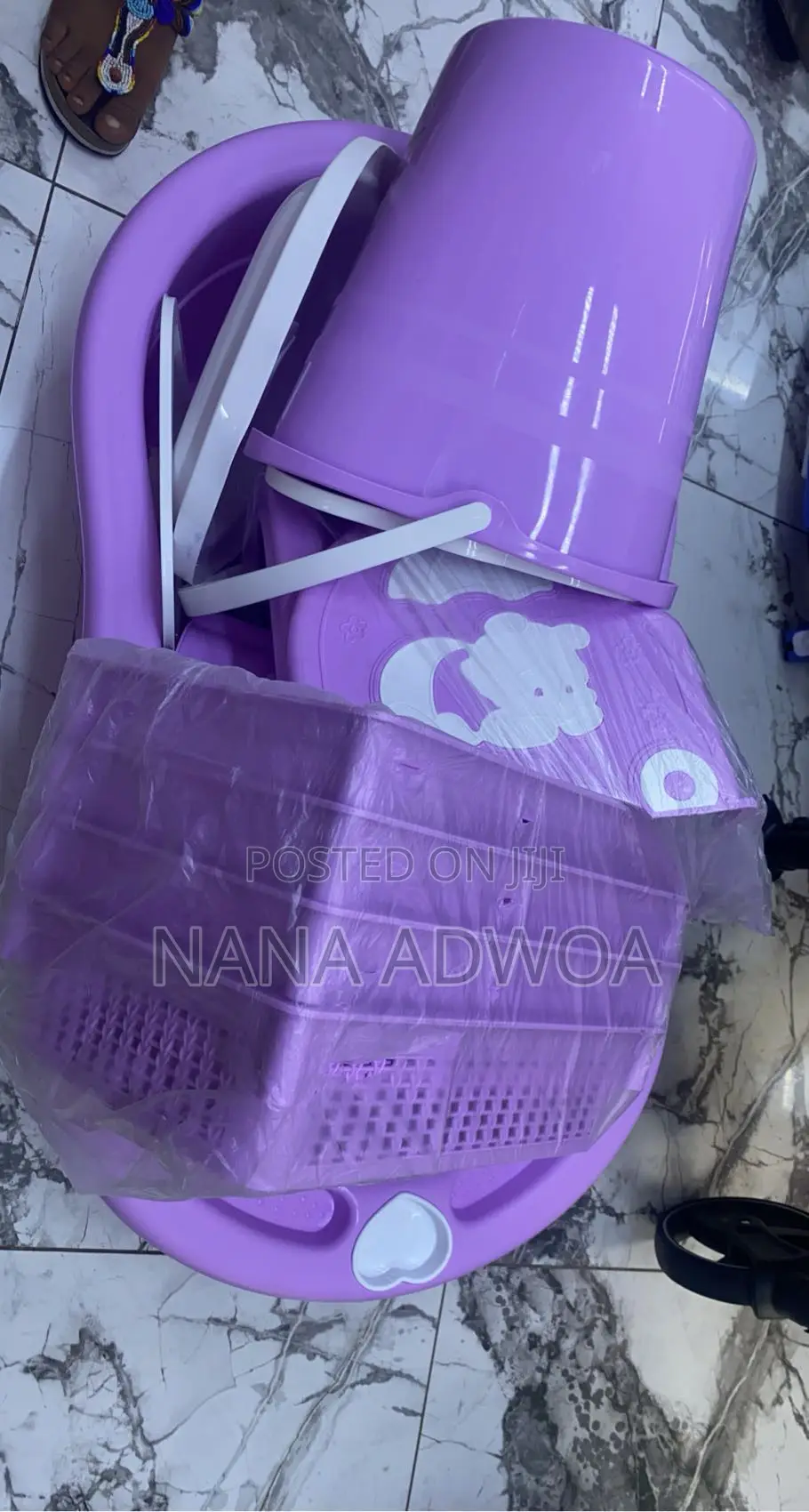 Baby Bath and Basin With Assessories