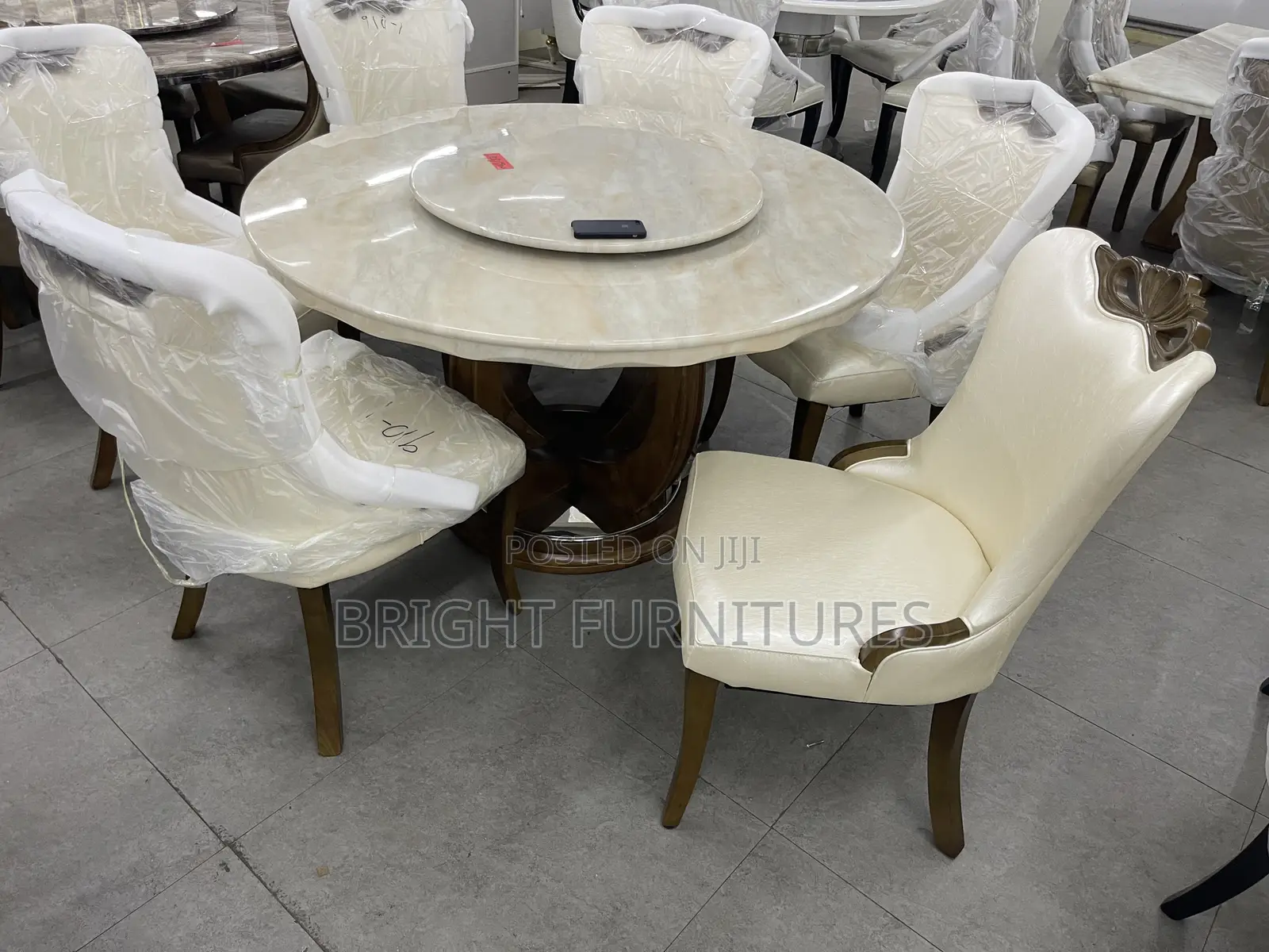 High Quality Modern 6 Seater Marble Dining Table
