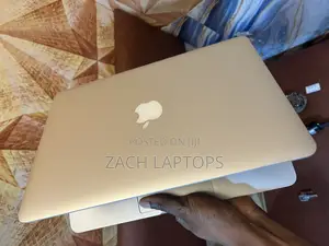Laptop Apple MacBook 2012 8GB Intel Core I5 HDD 500GB