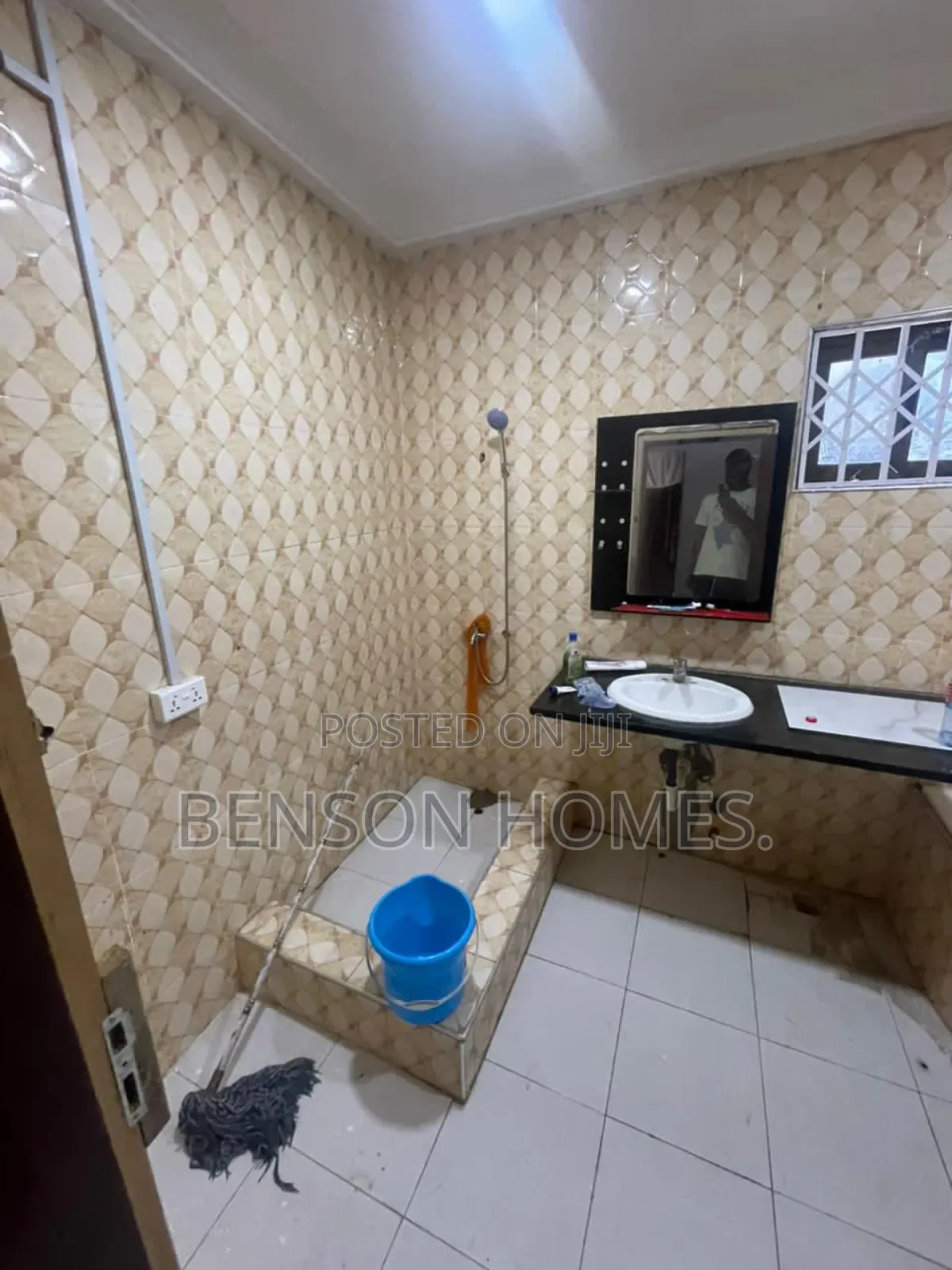 2bdrm Apartment in Spintex for rent