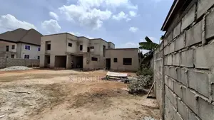 7bdrm House in K Fuseini Estate, Kumasi Metropolitan for sale