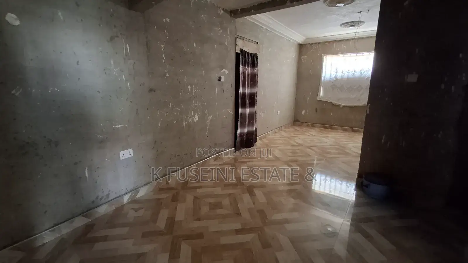 7bdrm House in K Fuseini Estate, Kumasi Metropolitan for sale