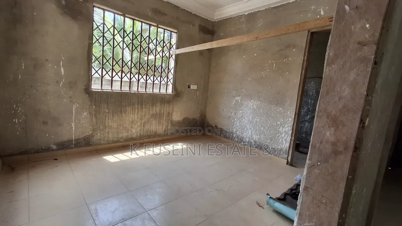 7bdrm House in K Fuseini Estate, Kumasi Metropolitan for sale