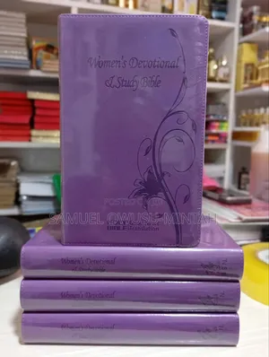 Women's Devotional Bible
