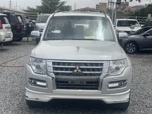Mitsubishi Pajero V80 3.5 V6 GL/GLS 2018 White
