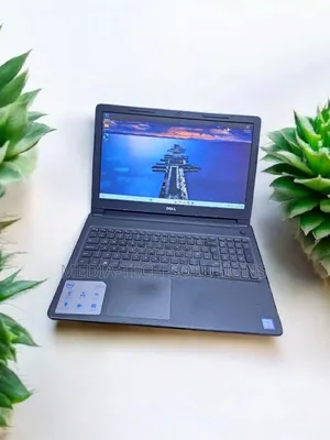 Laptop Dell Vostro 15 3000 8GB Intel Core i5 SSD 256GB