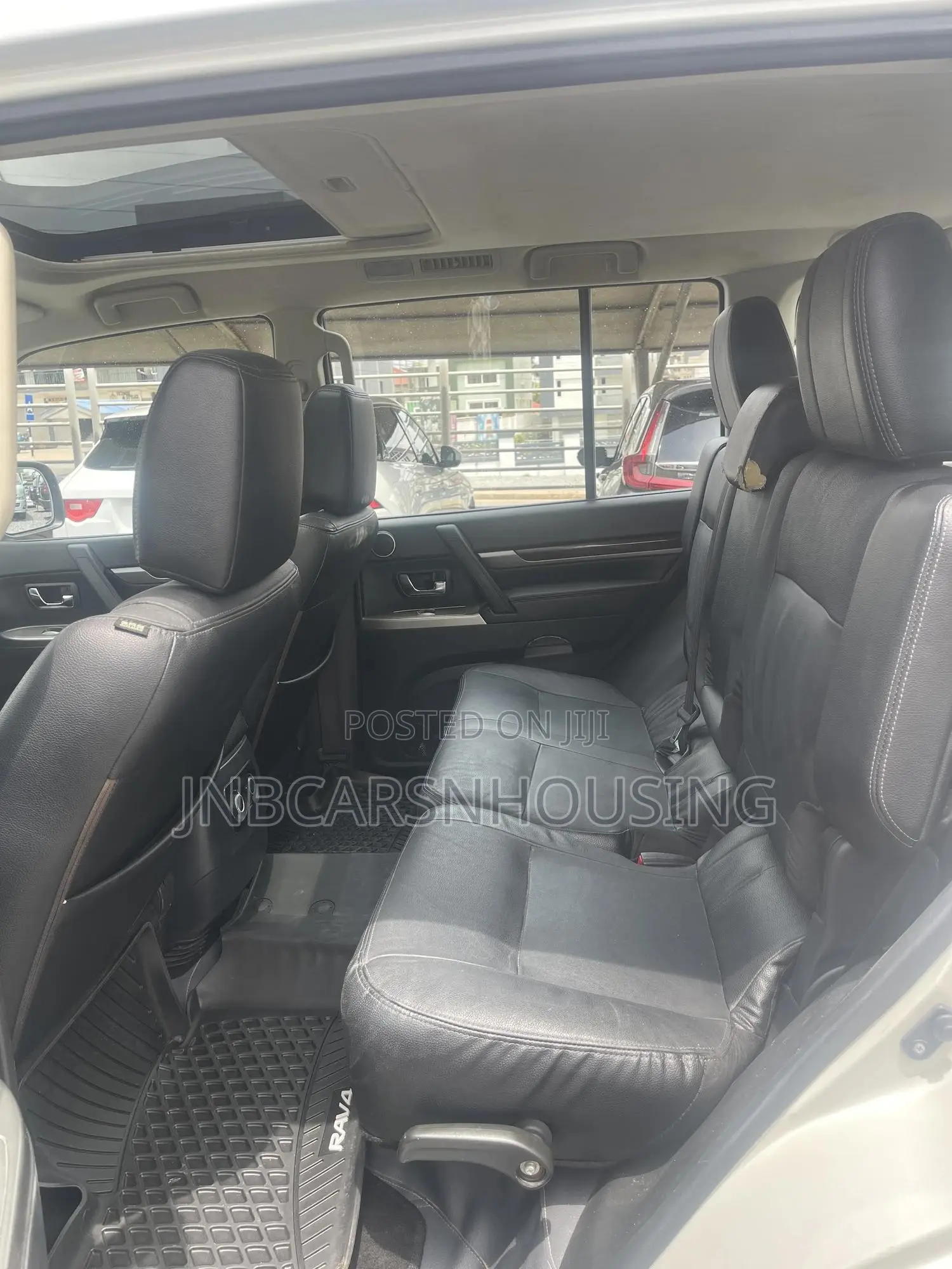 Mitsubishi Pajero V80 3.5 V6 GL/GLS 2018 White