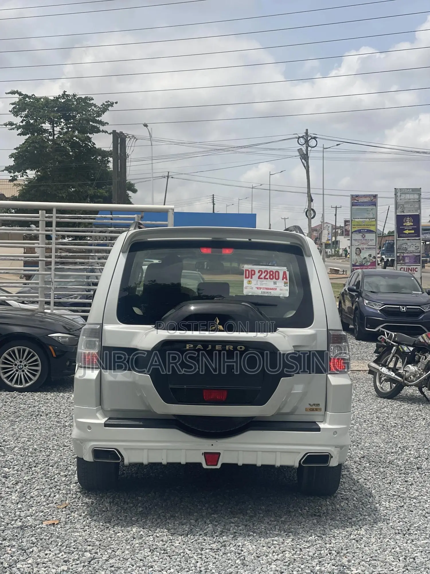 Mitsubishi Pajero V80 3.5 V6 GL/GLS 2018 White