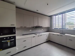2bdrm Apartment in Adjiringanor, East Legon for rent