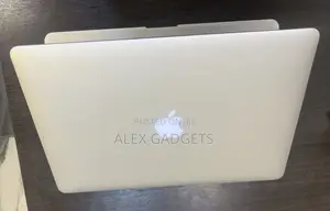 Laptop Apple MacBook Pro 16GB Intel Core I7 SSD 256GB