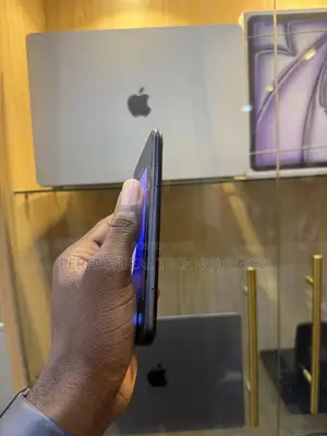 New Apple iPhone XR 256 GB Black