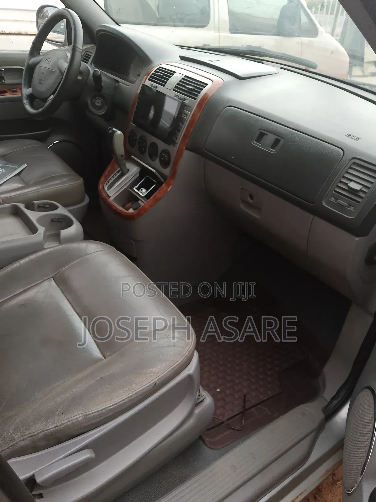 Kia Granbird 2009 Silver