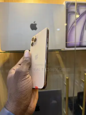 New Apple iPhone 11 Pro 64 GB Gold