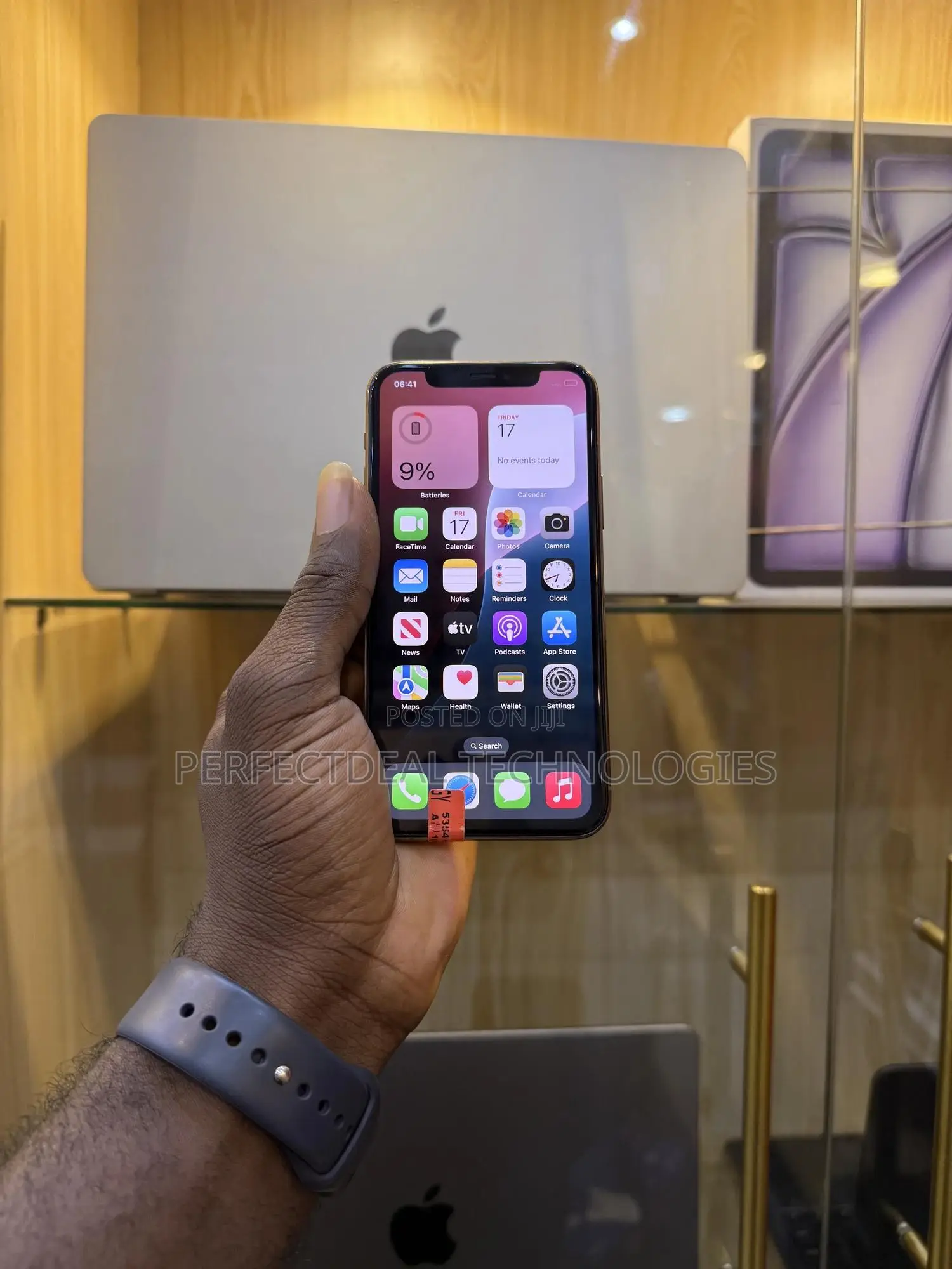 New Apple iPhone 11 Pro 64 GB Gold