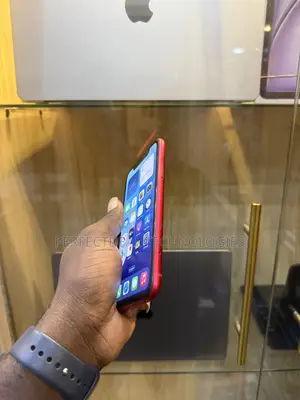 New Apple iPhone XR 64 GB Red
