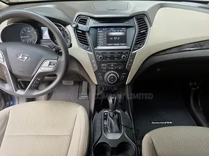 Rent a Car- Hyundai Santa Fe